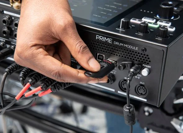 Alesis-Strata-Prime-004