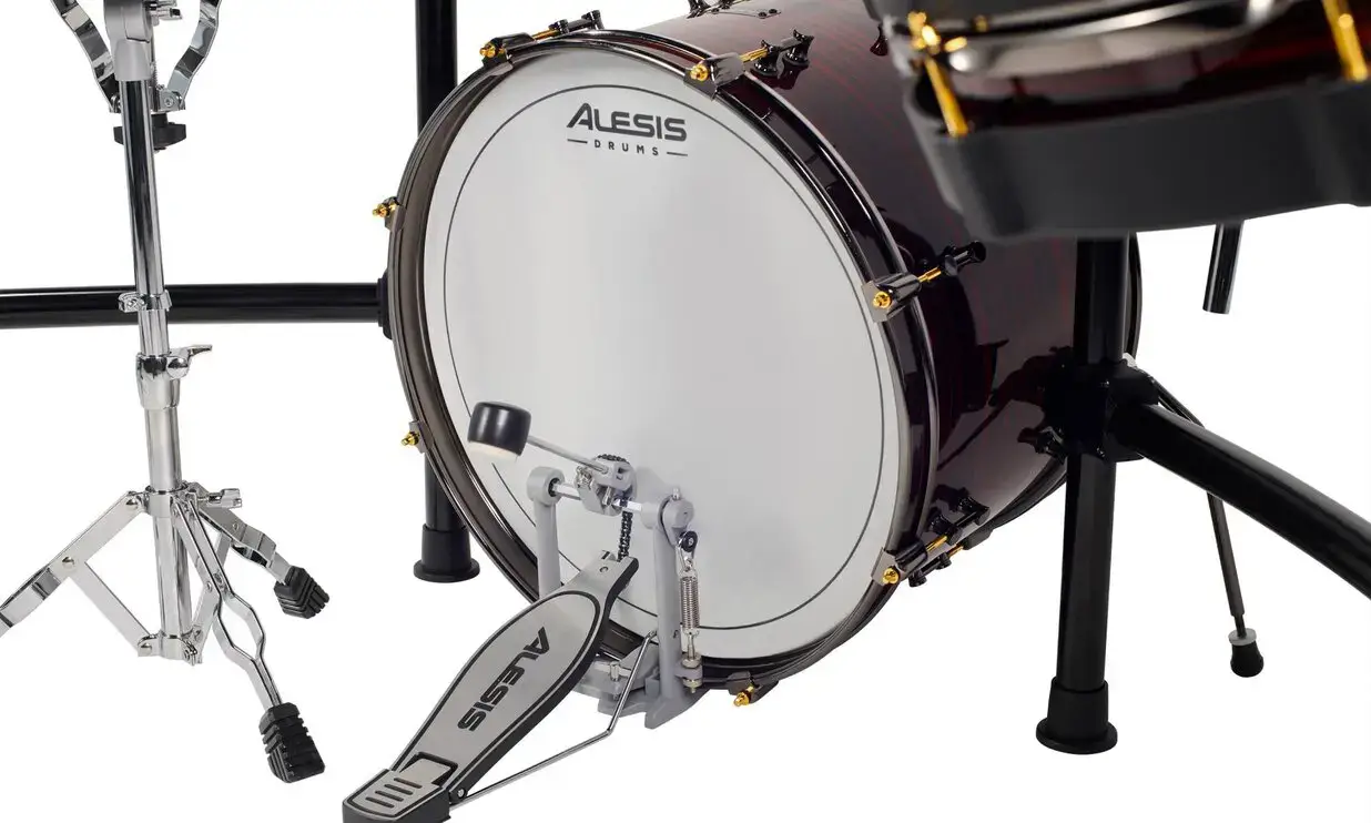 Alesis-Strata-Prime-17
