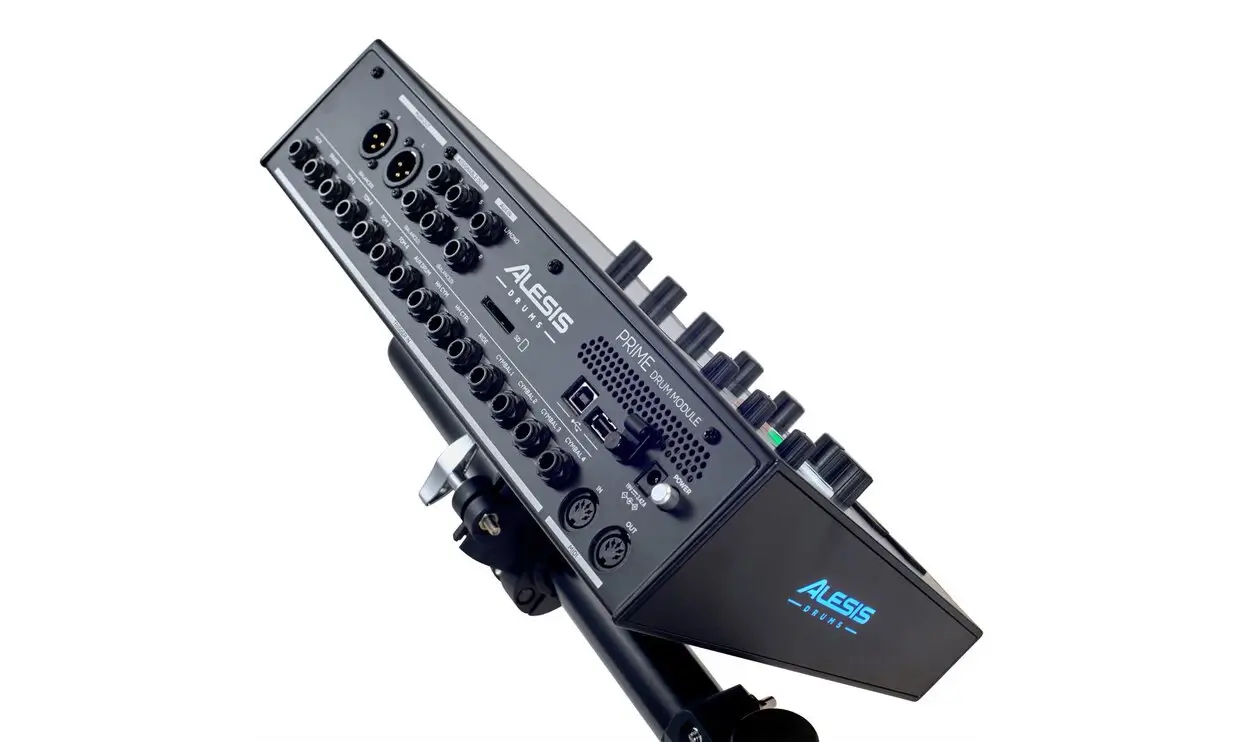 Alesis-Strata-Prime-22