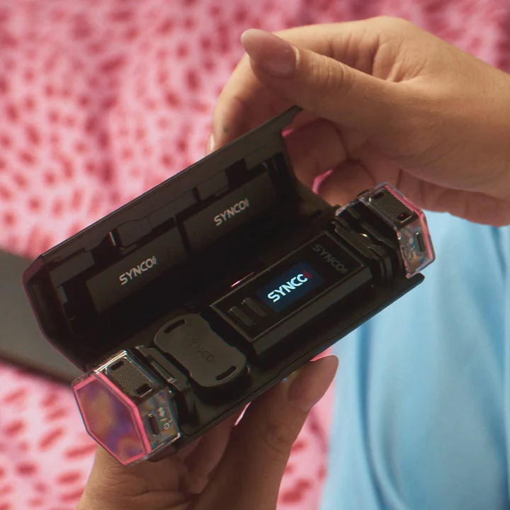 میکروفون-بی‌سیم-کوچک-مغناطیسی-SYNCO-G4